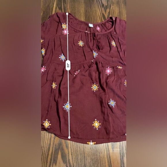 Old Navy Women’s Medium red geometric boho sexy swing Blouse - NWT peasant top - Picture 8 of 9